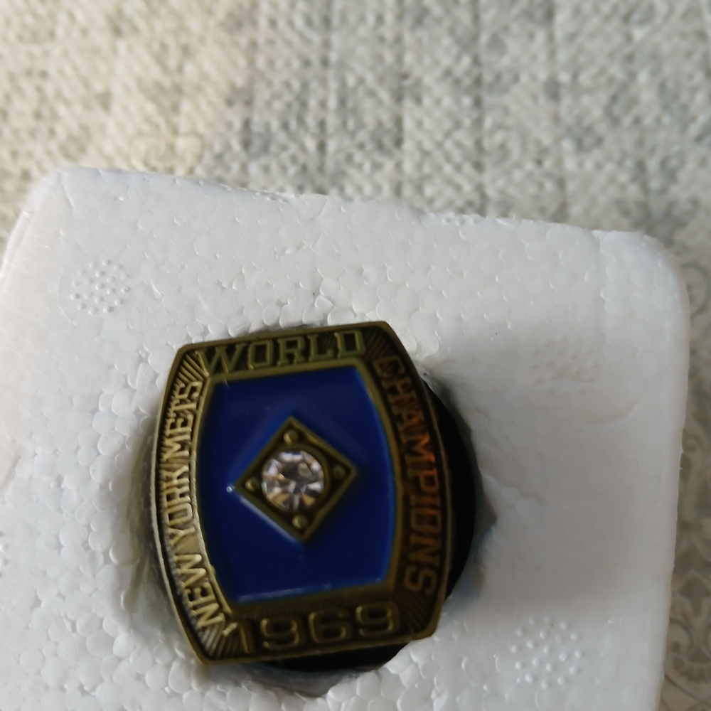 1969 New York Mets World Champions Ring